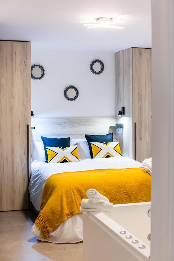 Apartamentos Hervas Suites Extérieur photo